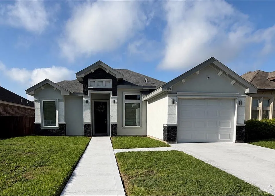 1820 Largo St