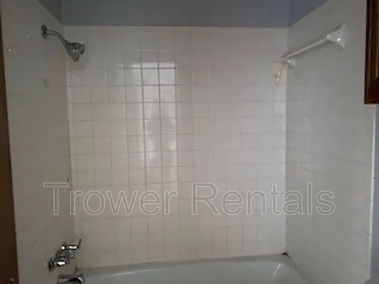 1306 S Washington Ave — Photo 9