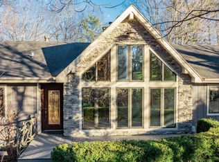 13816 Spring Hollow Rd, Fort Wayne, IN 46814