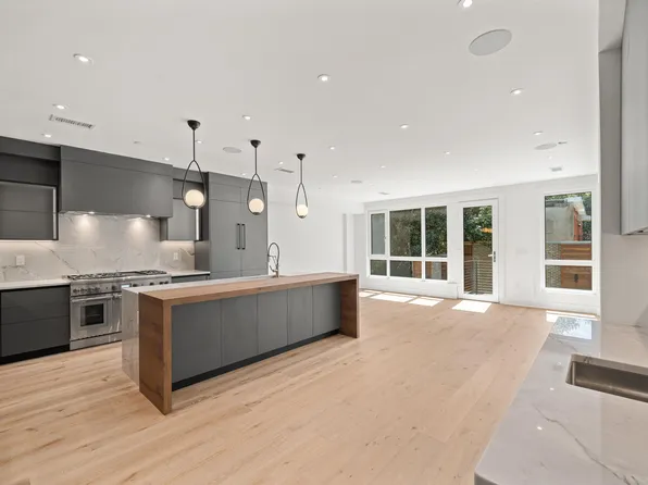 209 6th Street image 33 of 50