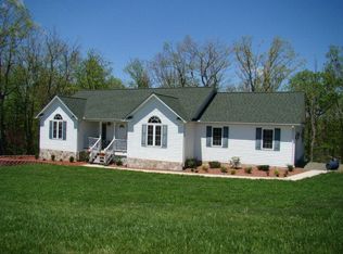13 Wilson Dr, Fancy Gap, VA 24328
