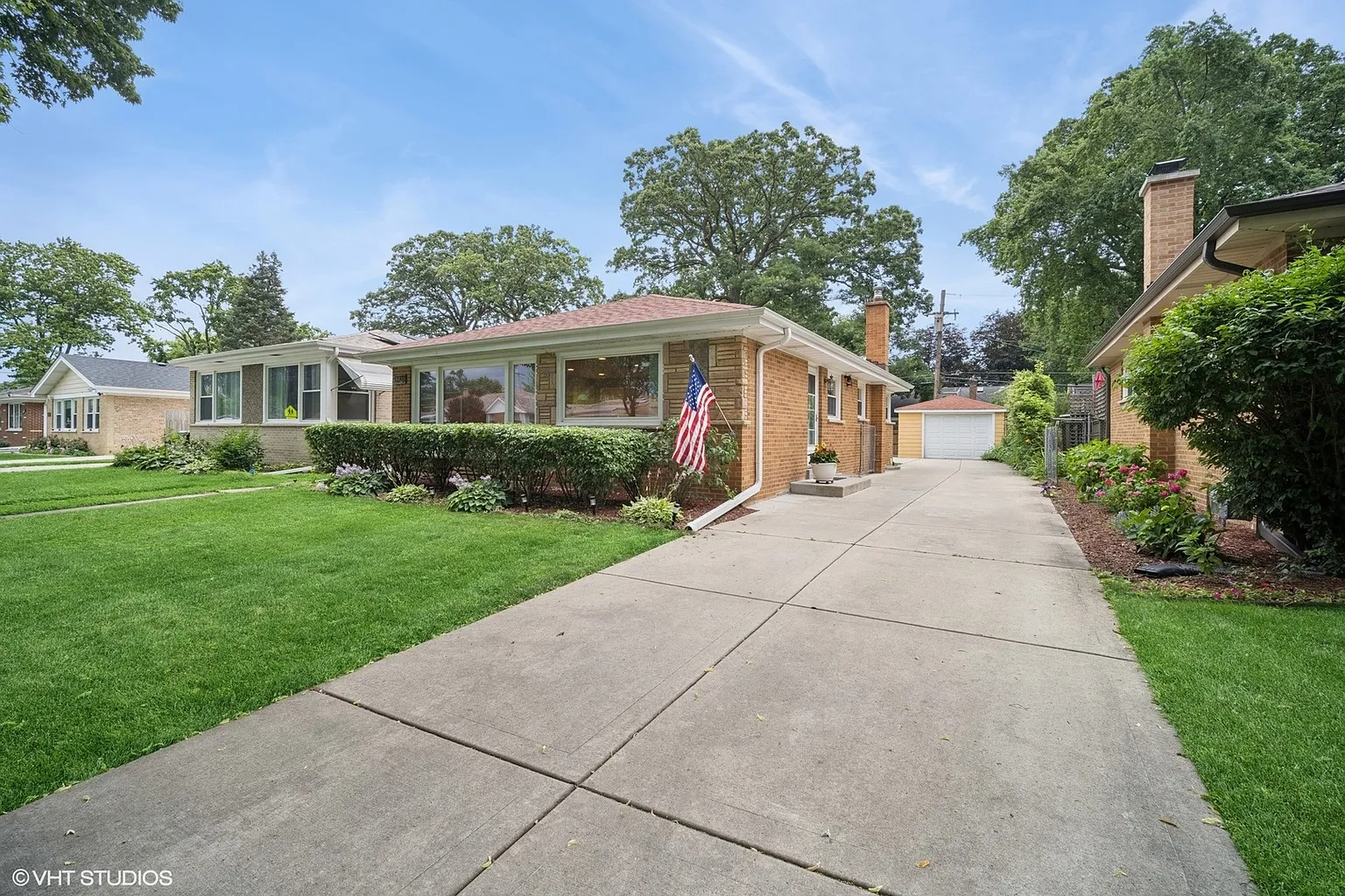 8925 Meade Ave photo 1