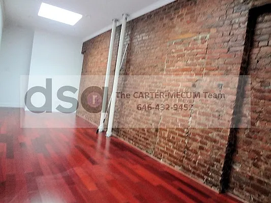 Rented by DSA Realty | media 36