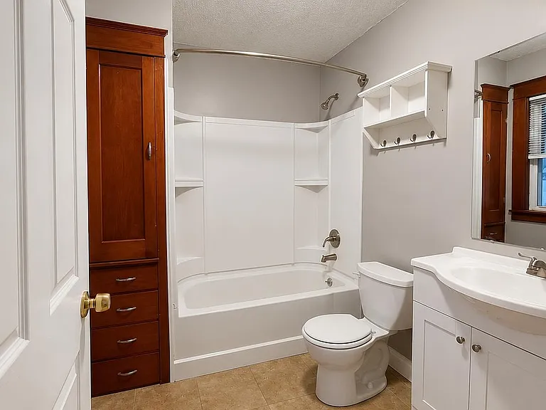 537 Howe St #1F — Photo 17