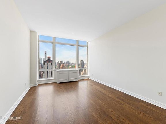 3rd image of 401 E 60th St APT 38B