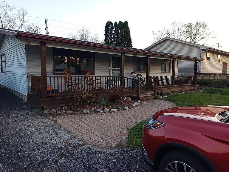 5011 Home Ave — Photo 1