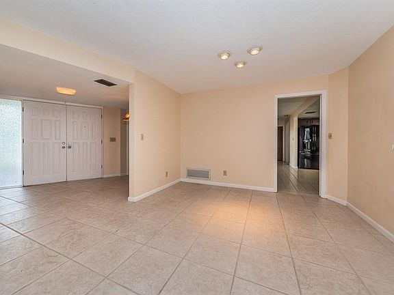 5th image of 2182 Marquita Dr