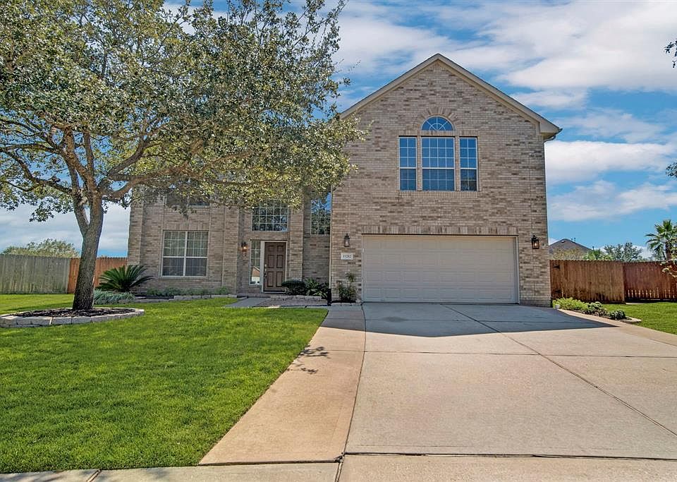 1st image of 15202 Colecrest Court