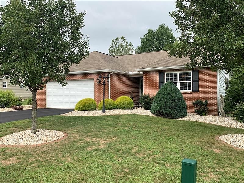 1st image of 725 Muirfield Dr