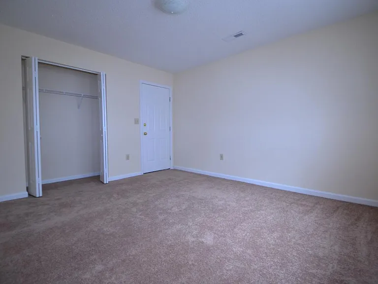 116 Carman Ave #4 — Photo 7