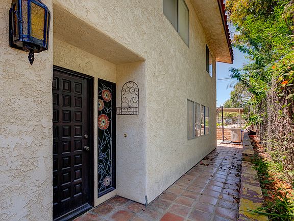5th image of 6871 Zelzah Ave
