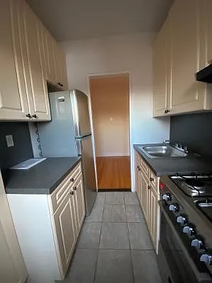 72-72 112th St #5P — Photo 12