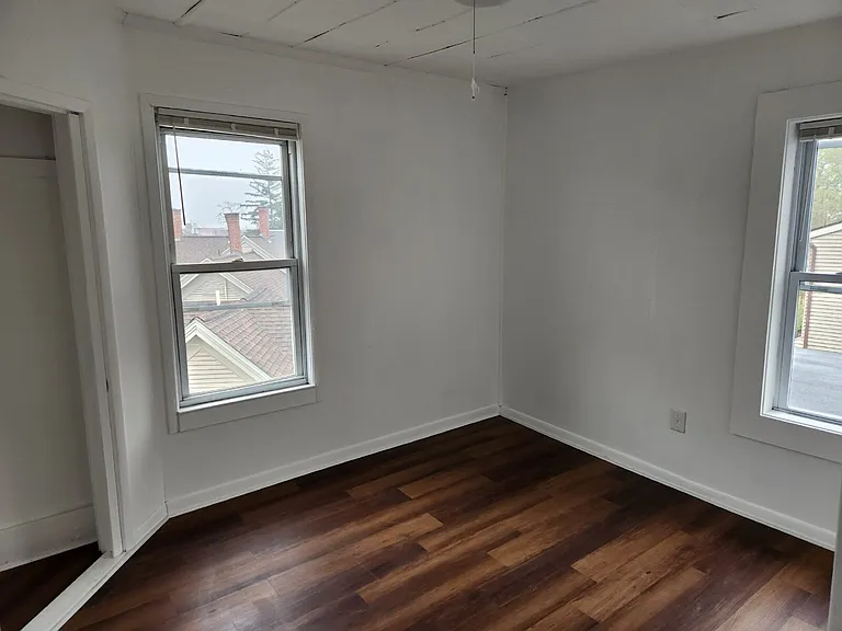 10A Beacon St #10A — Photo 8