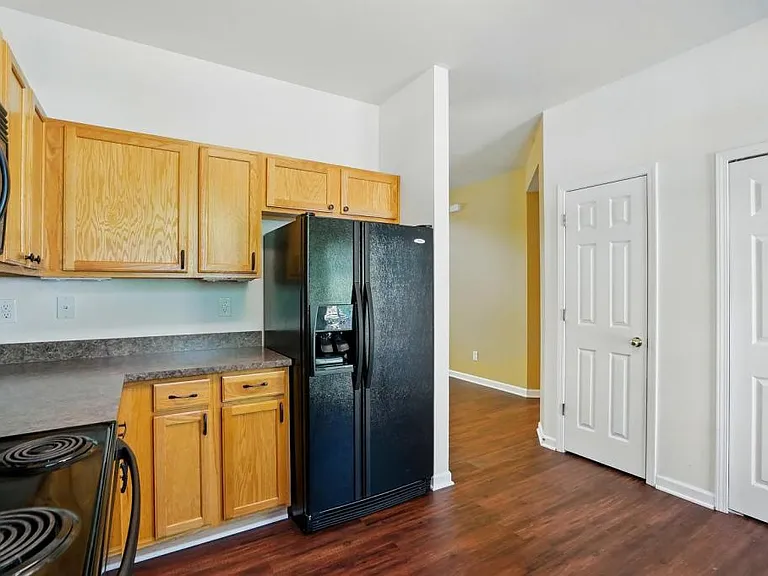 7420 Abigail Glen Dr — Photo 42