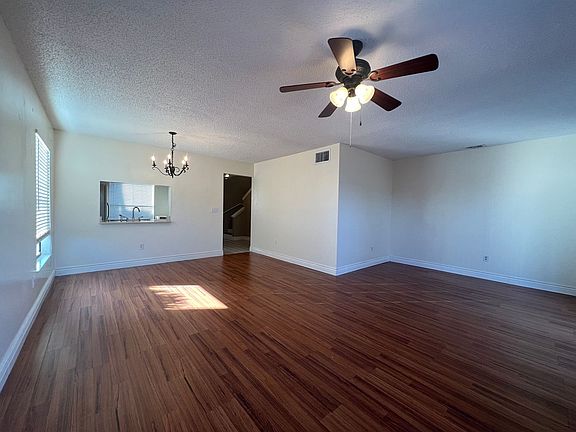 3rd image of 6223 Yorktown Dr #144