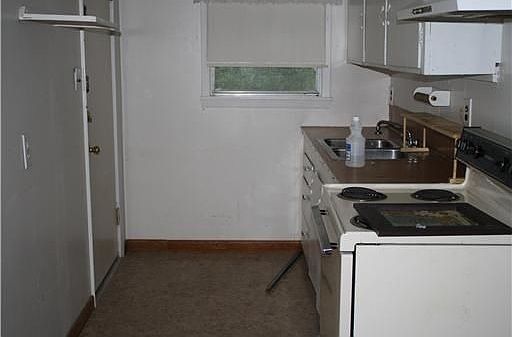 2nd image of 1814 4th Ave
