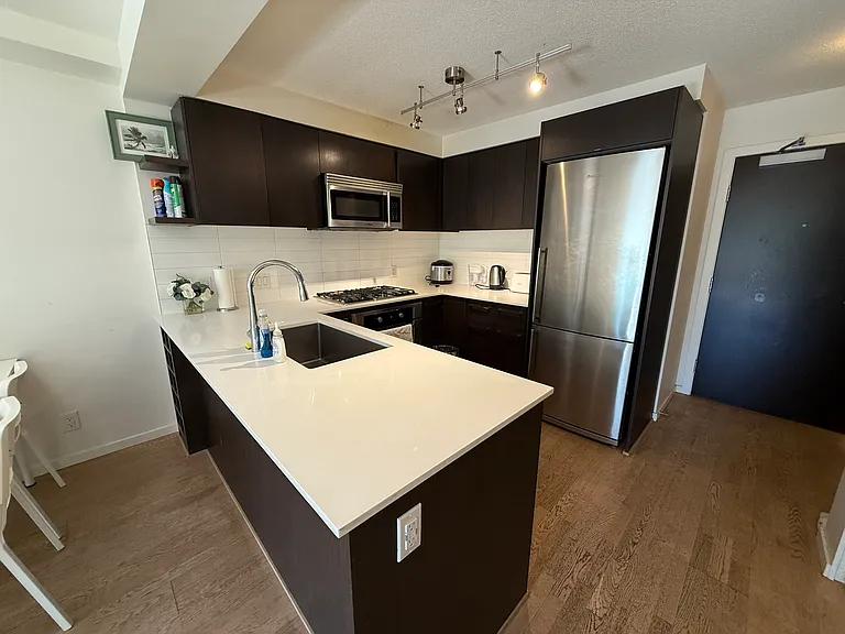 7988 Ackroyd Rd #719 — Photo 9