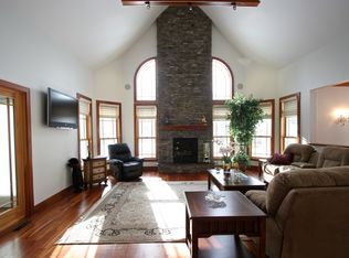 60 Stockbridge Ter, Lee, MA 01238