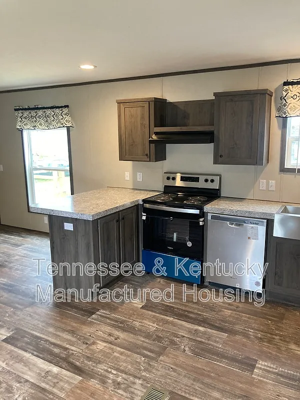 3 bed, 2.0 bath, 1050 sqft, $1,200 — Photo 4