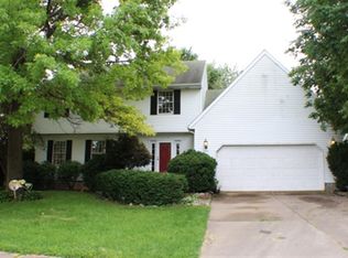 2695 Crow Creek Rd, Bettendorf, IA 52722
