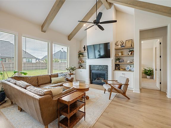 5th image of 5008 Royal Arch Dr
