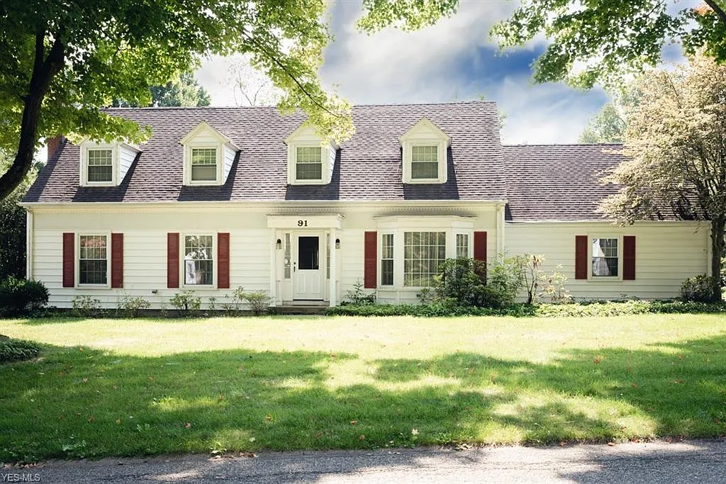 91 Oriole Dr photo 1