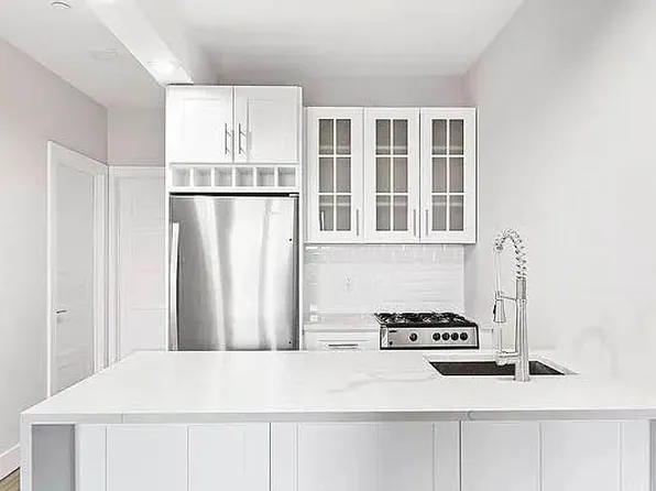 62 Somers Street 2A image 2 of 9
