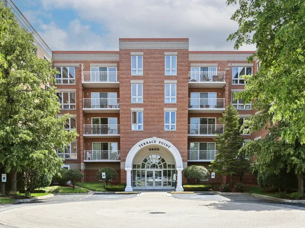 4655 N Cumberland Ave APT 408, Norridge, IL 60706