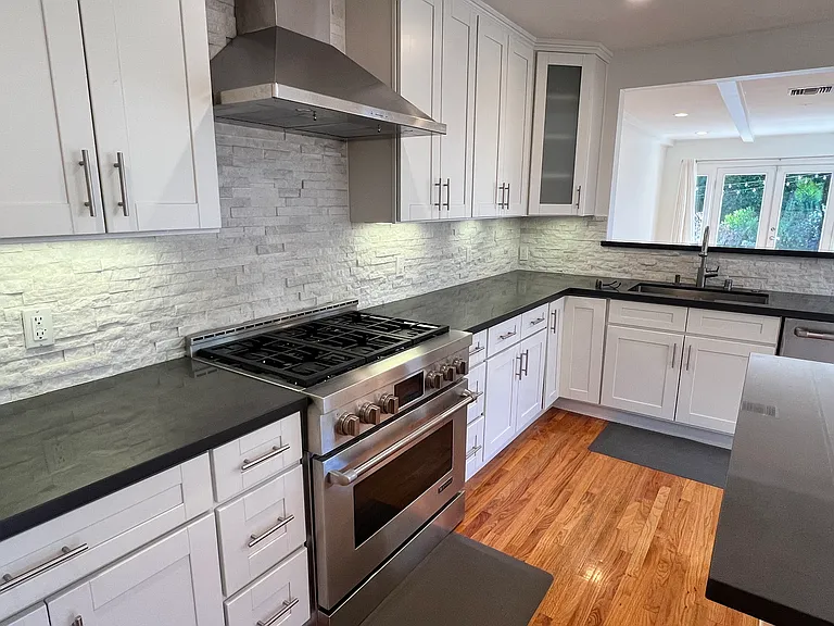 22024 Velicata St — Photo 10