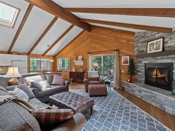 56926 E Park Ln, Sunriver, OR 97707