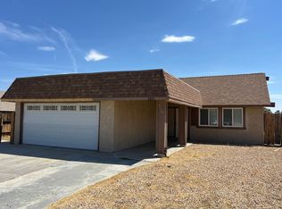 2033 Harvard Dr, Barstow, CA 92311