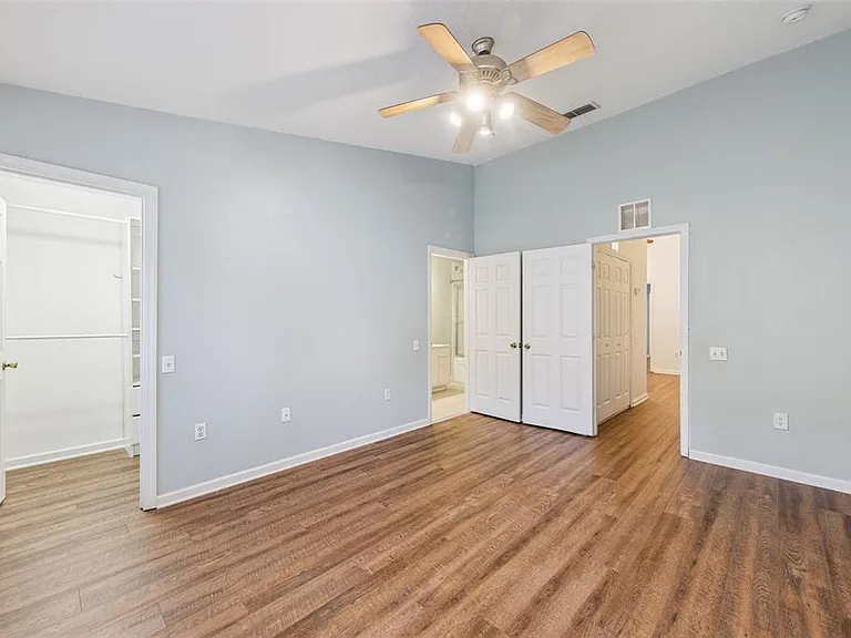 2561 Galliano Cir — Photo 21