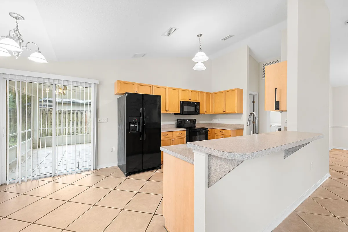 Building Photo - 6905 SW 85th Ter