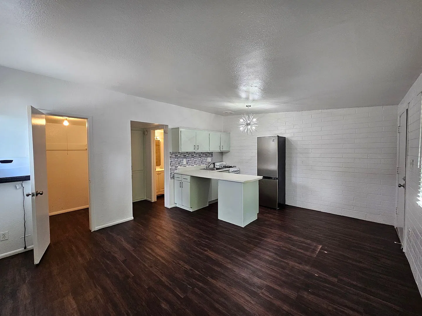 1032 S. Mariana St. — Photo 2