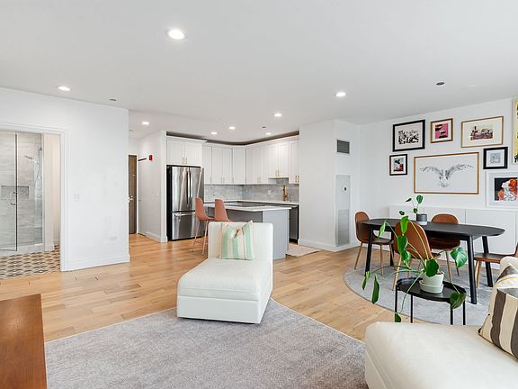 4th image of 737 W Washington Blvd APT 1110
