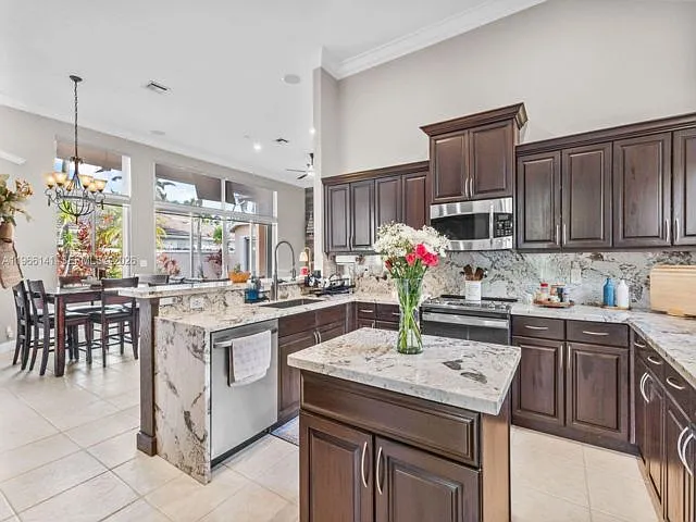 2488 Eagle Run Dr — Photo 10
