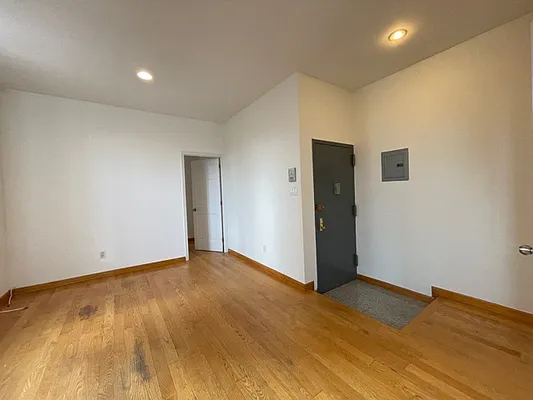 Rented by Best Apartments North Inc | media 20