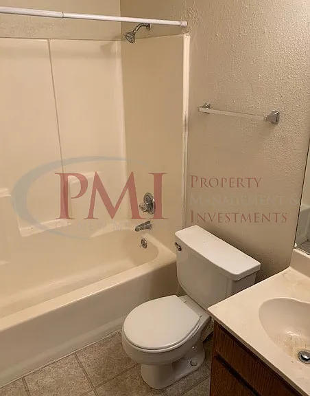 1640 West Park Apt. A — Photo 13