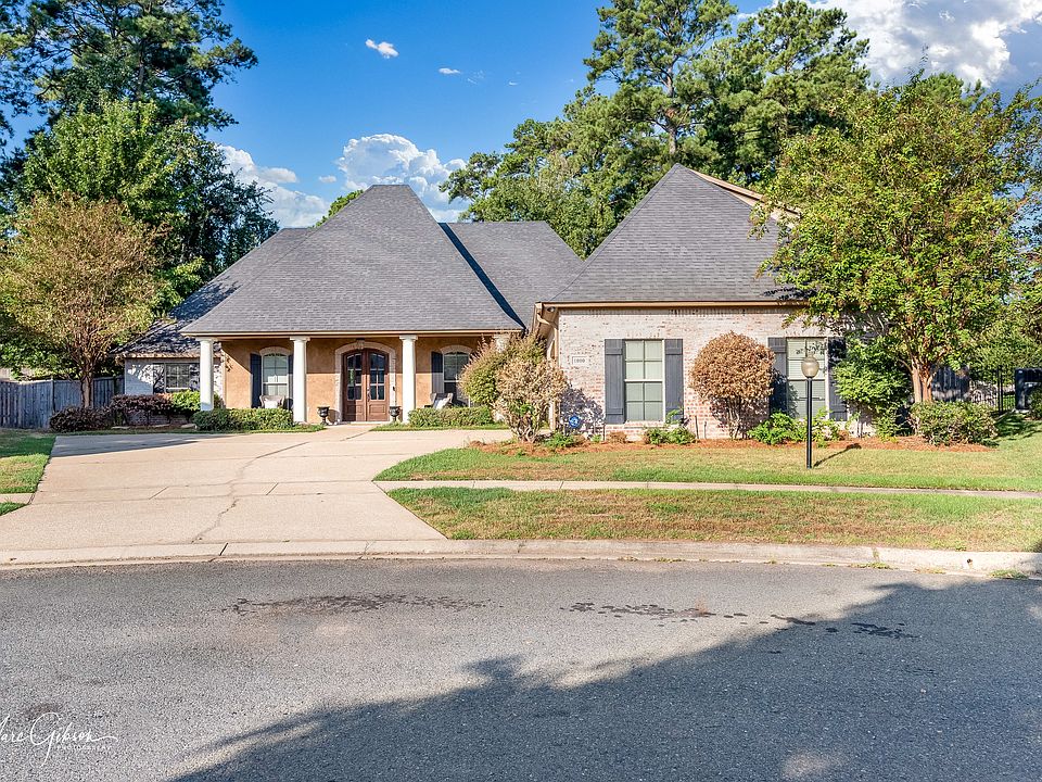 1st image of 1010 Toledano Cir
