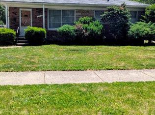 21708 Madison St, Saint Clair Shores, MI 48081