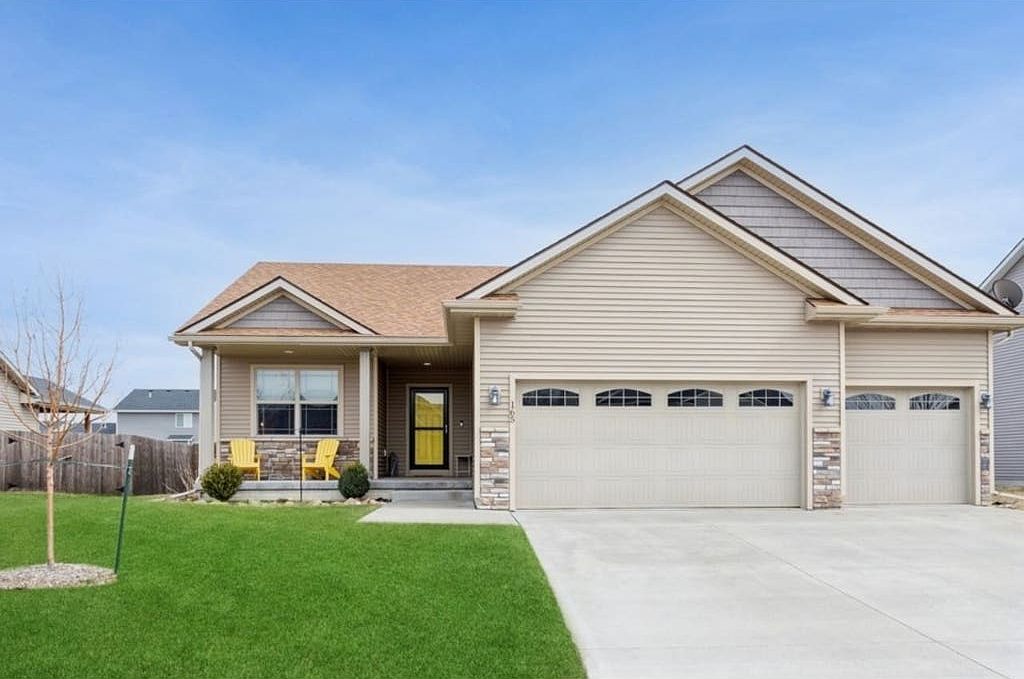 165 SE Wildflower Dr, Pleasant Hill, IA 50327 Zillow