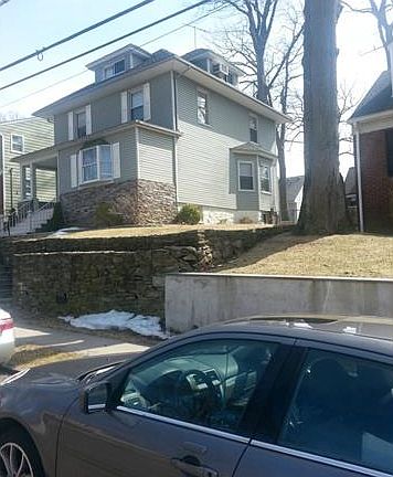 3rd image of 64 Shelley Ave