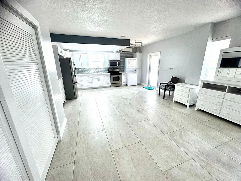 113 Mockingbird Rd #1 — Photo 19