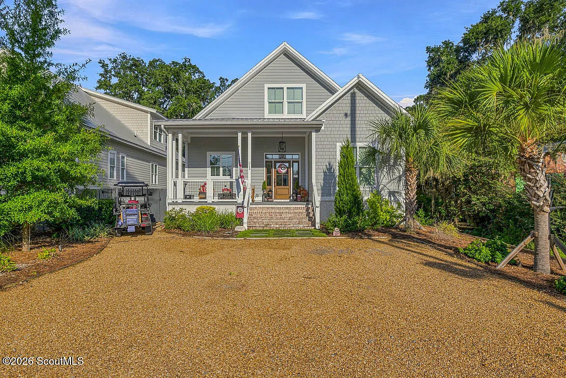 4 bed, 3.5 bath, 2399 sqft, $6,500 — Photo 2