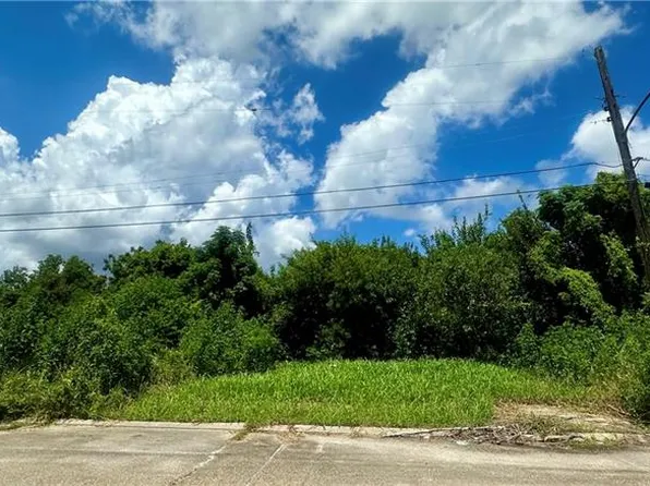2530 Tupelo St, New Orleans, LA 70117
