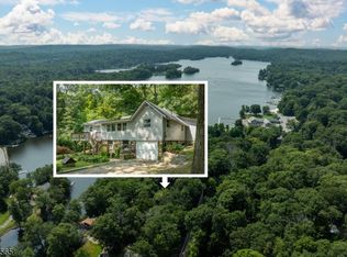 106 Pocantecs Rd, Highland Lakes, NJ 07422