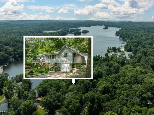106 Pocantecs Rd, Vernon Twp., NJ 07422