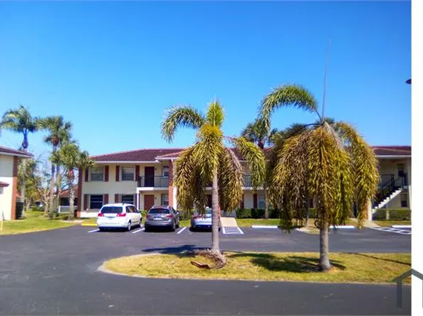 9911 Three Lakes Cir, Boca Raton, FL