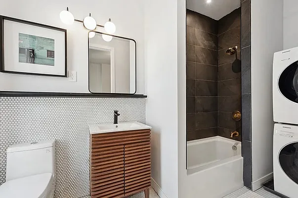 Rented by Freestone Property Group | media 8