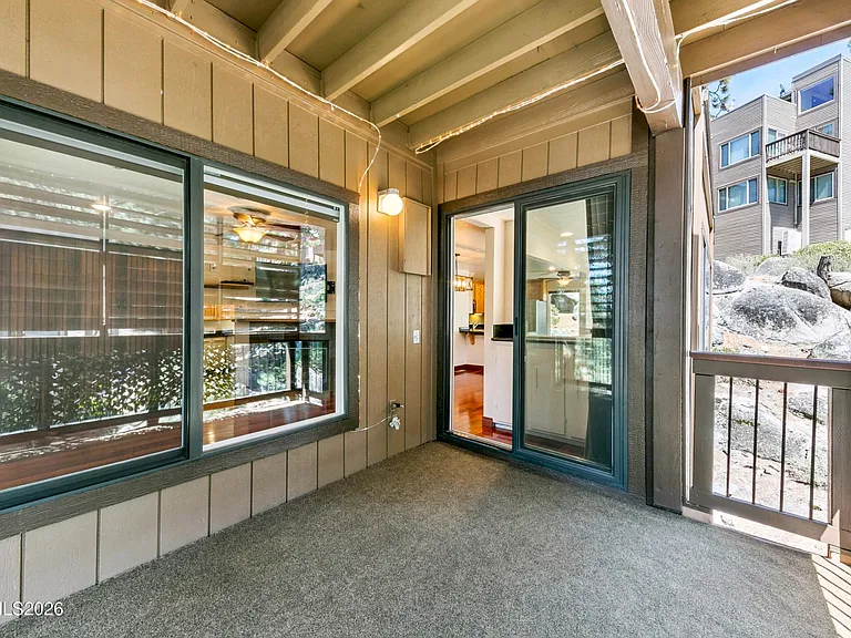 215 Clubhouse Cir — Photo 24